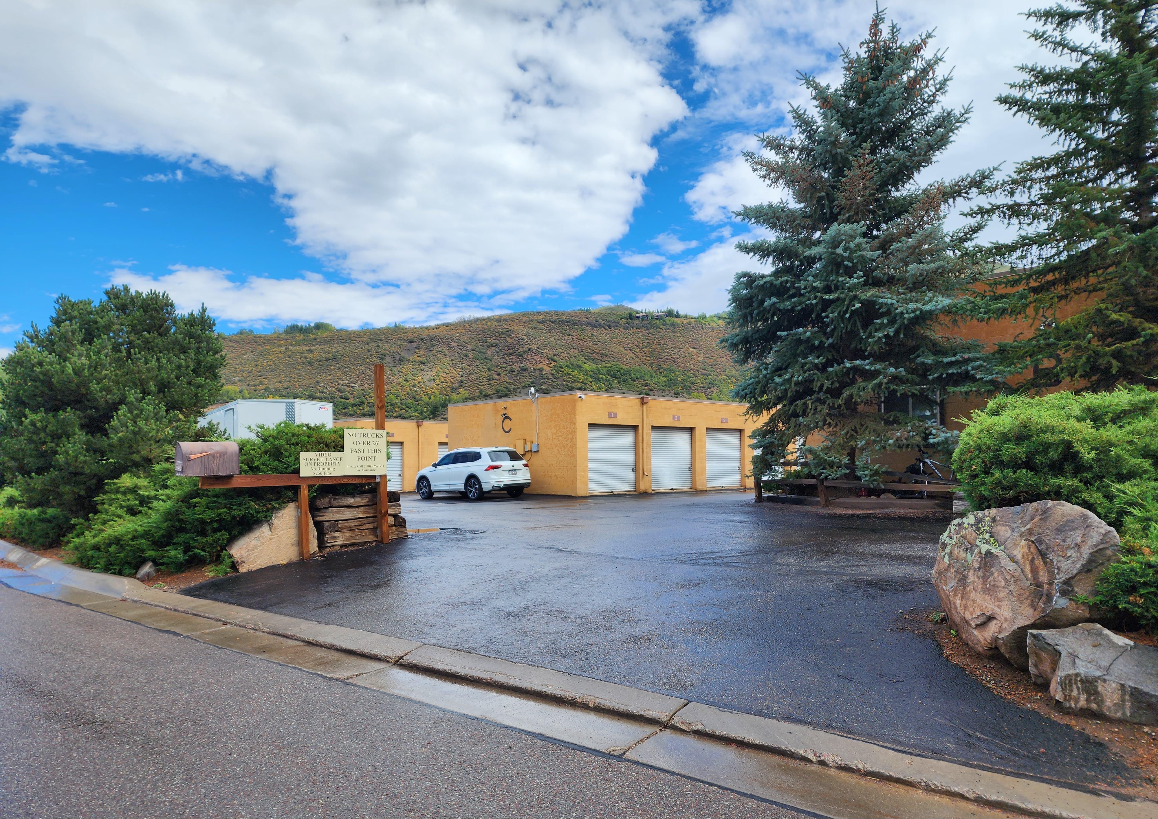 Aspen Self Storage Warehouses LLC 211 Aspen Airport Business Center Aspen, CO 81611